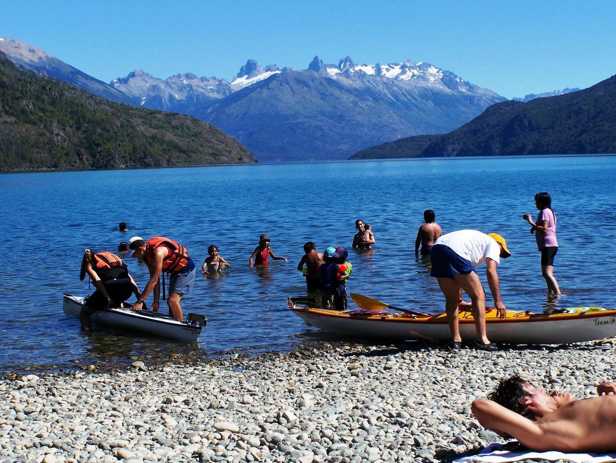 Complejo Turistico Sol De Puelo Hotel Lago Puelo Kültér fotó