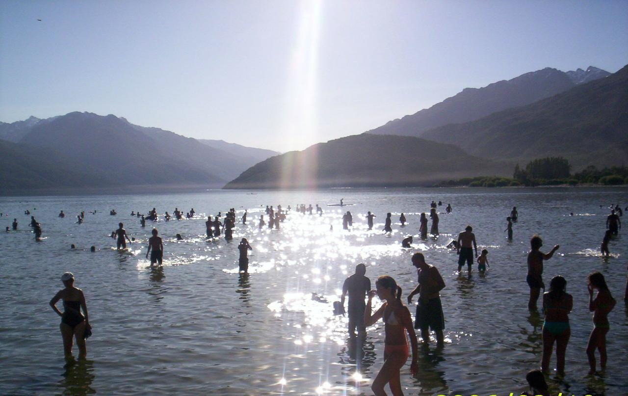 Complejo Turistico Sol De Puelo Hotel Lago Puelo Kültér fotó