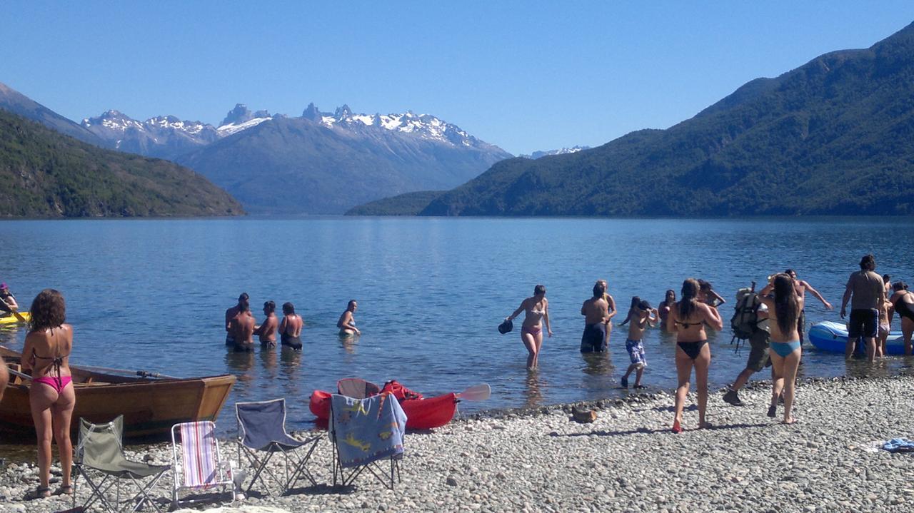 Complejo Turistico Sol De Puelo Hotel Lago Puelo Kültér fotó